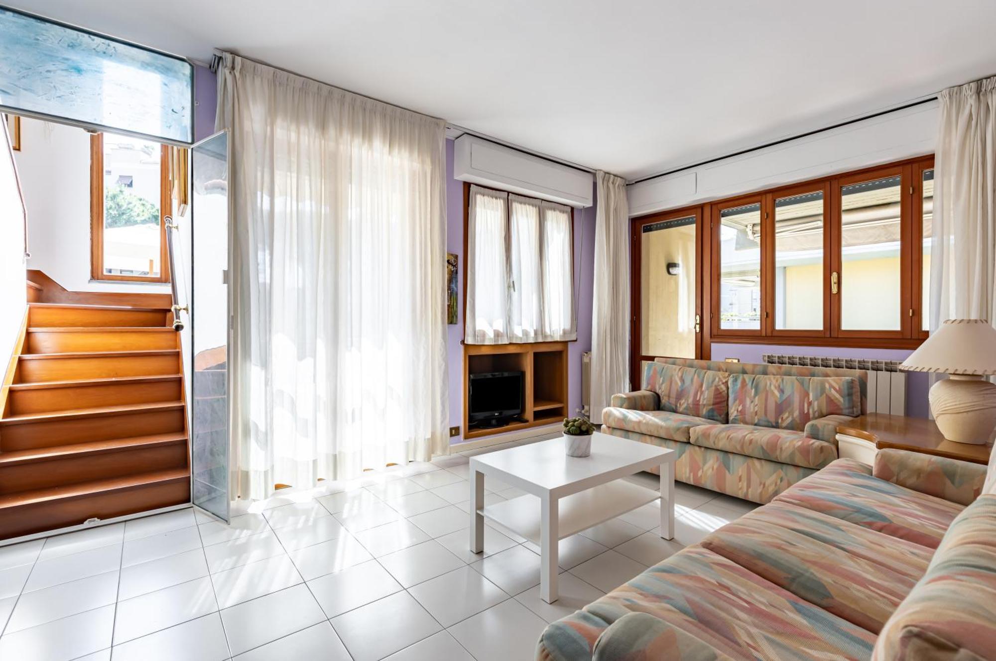 Two-Levels Apartment With Terrace And Parking Viareggio Luaran gambar